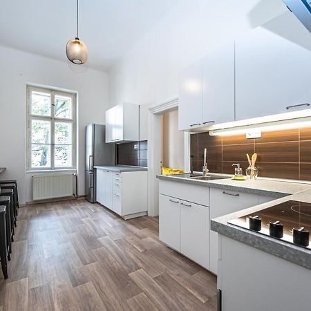 New Town Central Apartment 布拉格 外观 照片
