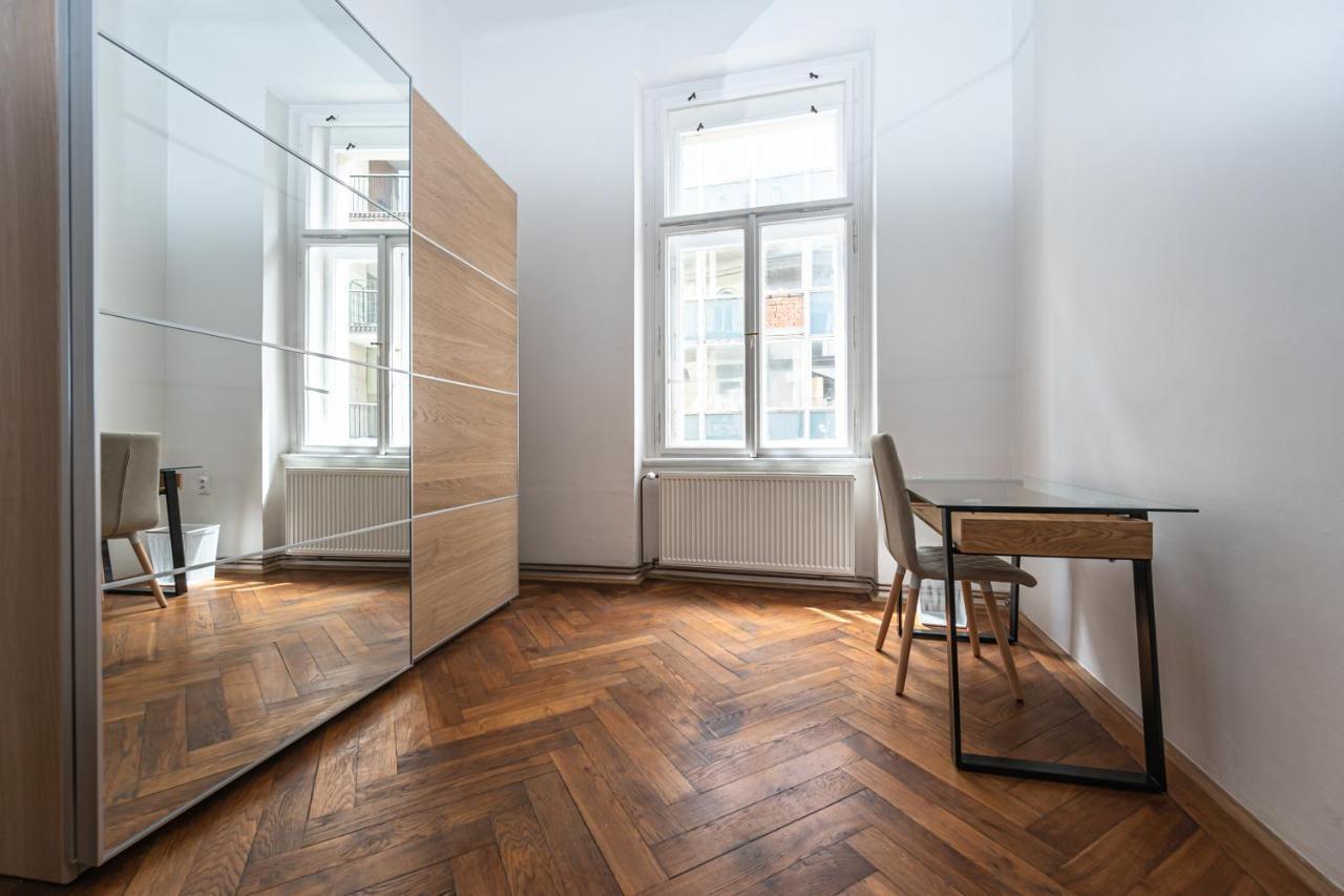 New Town Central Apartment 布拉格 外观 照片