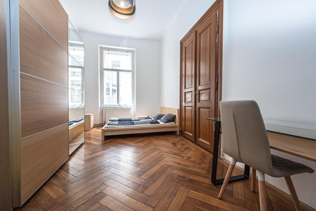New Town Central Apartment 布拉格 外观 照片