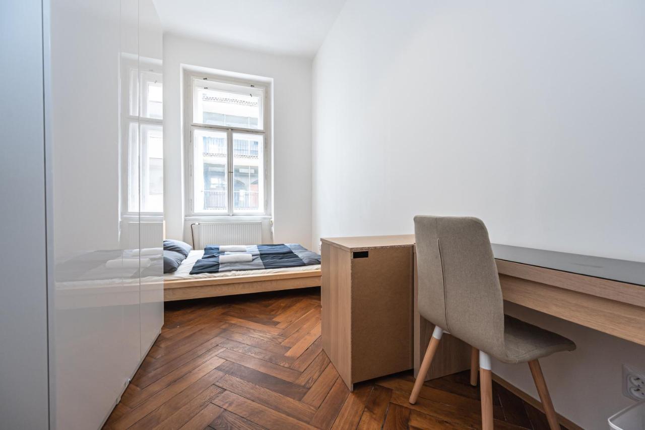 New Town Central Apartment 布拉格 外观 照片