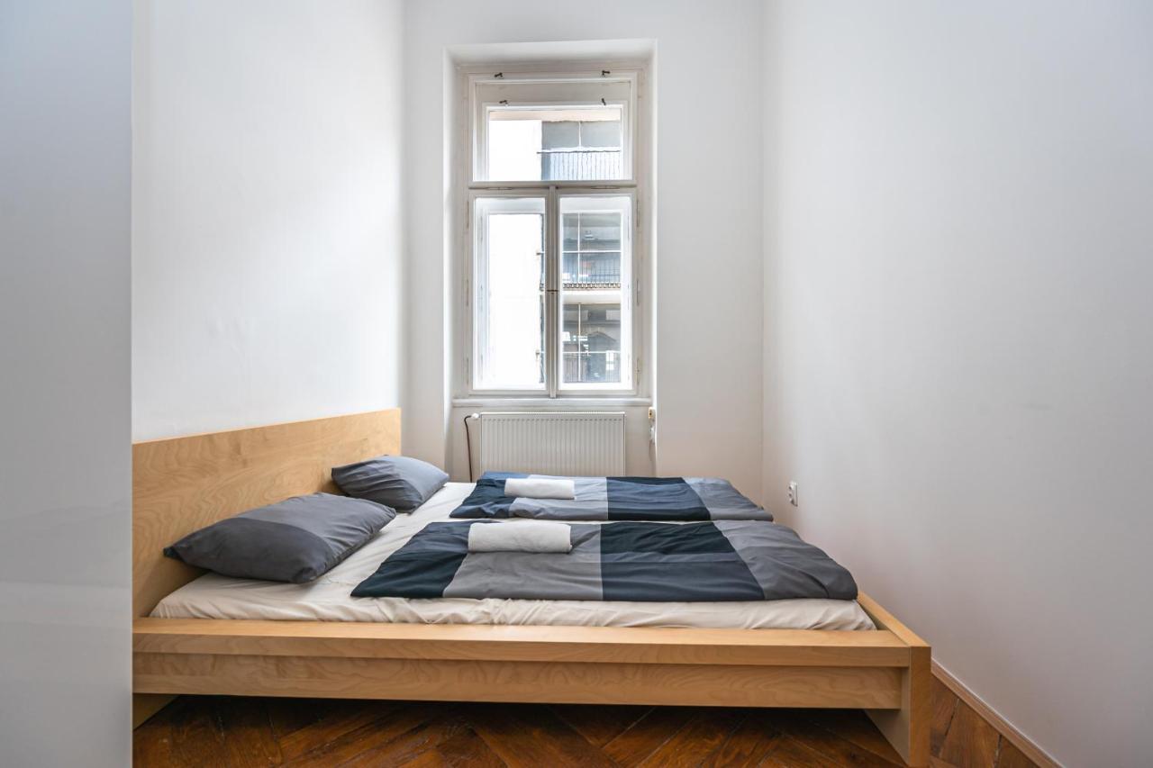 New Town Central Apartment 布拉格 外观 照片