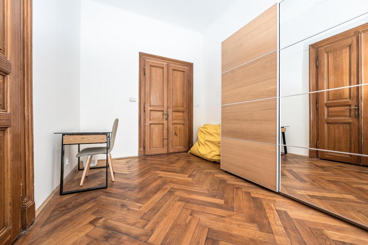 New Town Central Apartment 布拉格 外观 照片